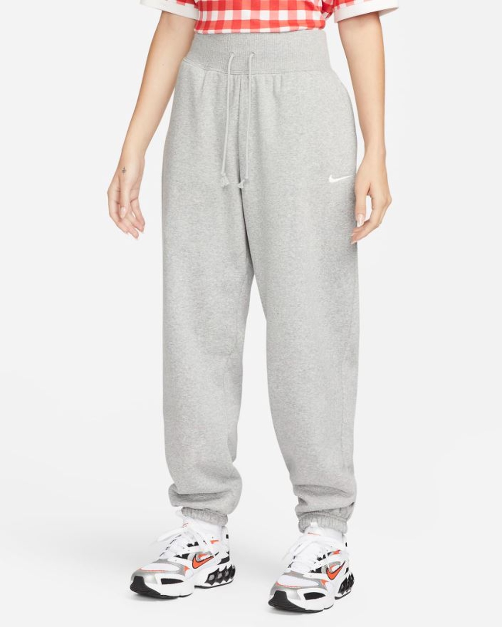 Nike hr online hotsell
